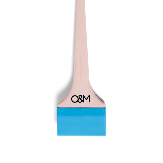 O&M Silicone Tint Brush